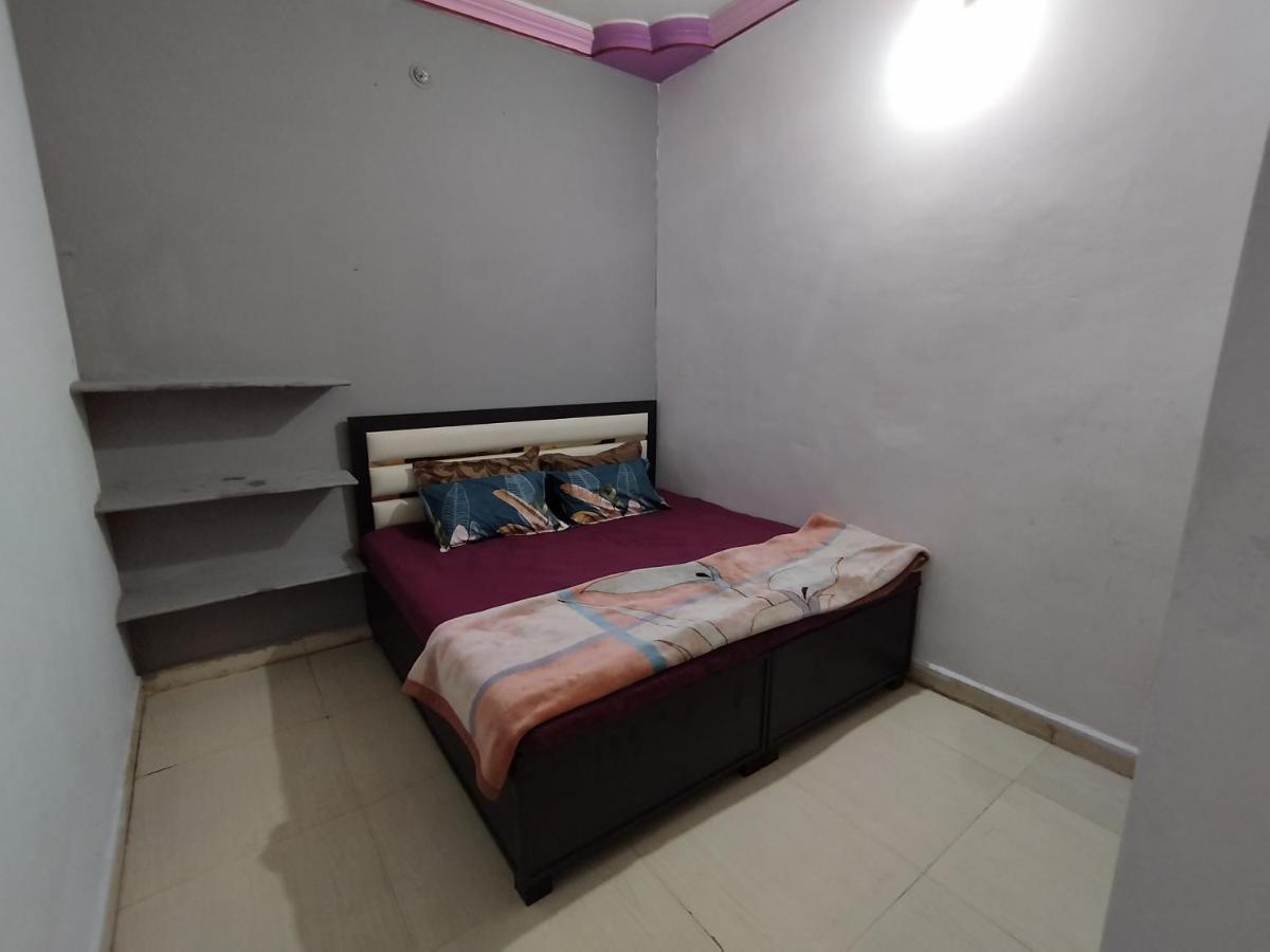 Kalpeshwar Homestay Ujjain Zewnętrze zdjęcie