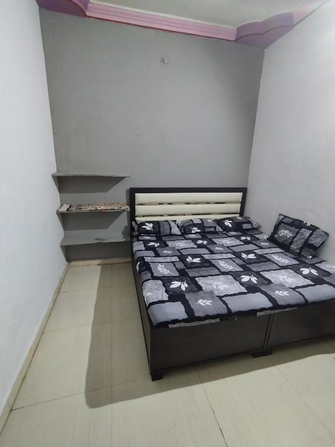 Kalpeshwar Homestay Ujjain Zewnętrze zdjęcie