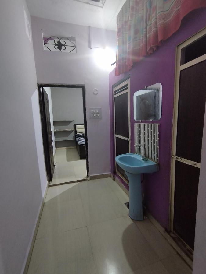 Kalpeshwar Homestay Ujjain Zewnętrze zdjęcie